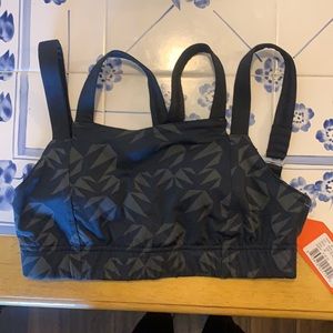 Brand new Oiselle bra